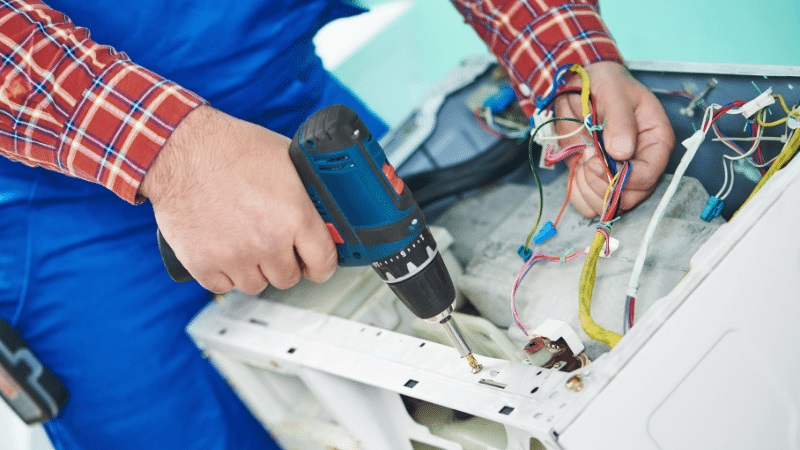 Beylikdüzü Termodinamik Termodinamik çamaşır makinesi kart tamiri – Su almama arızası orijinal parça ile giderildi. - Teknik servis örneği